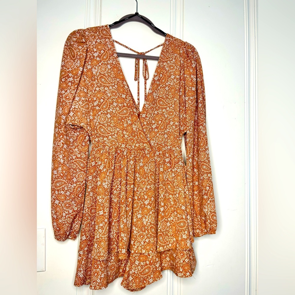 F21 Paisley print pumpkin color shorts romper, pee a boo sides.